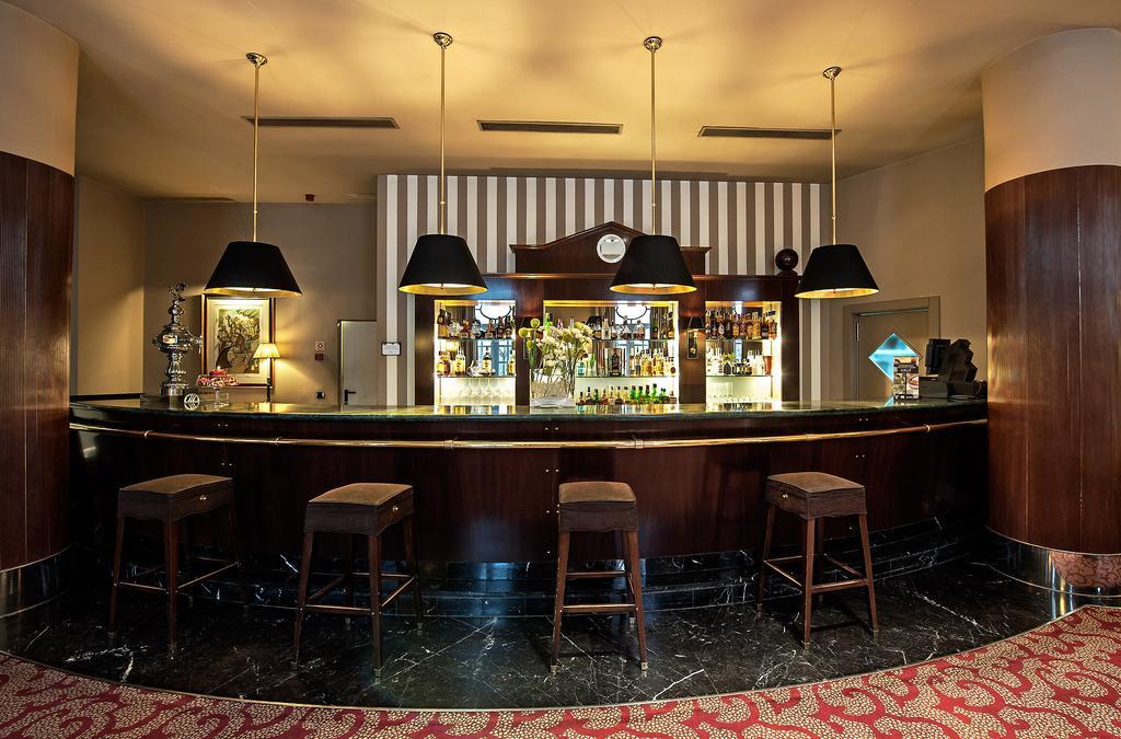 Hotel Recoletos 4*