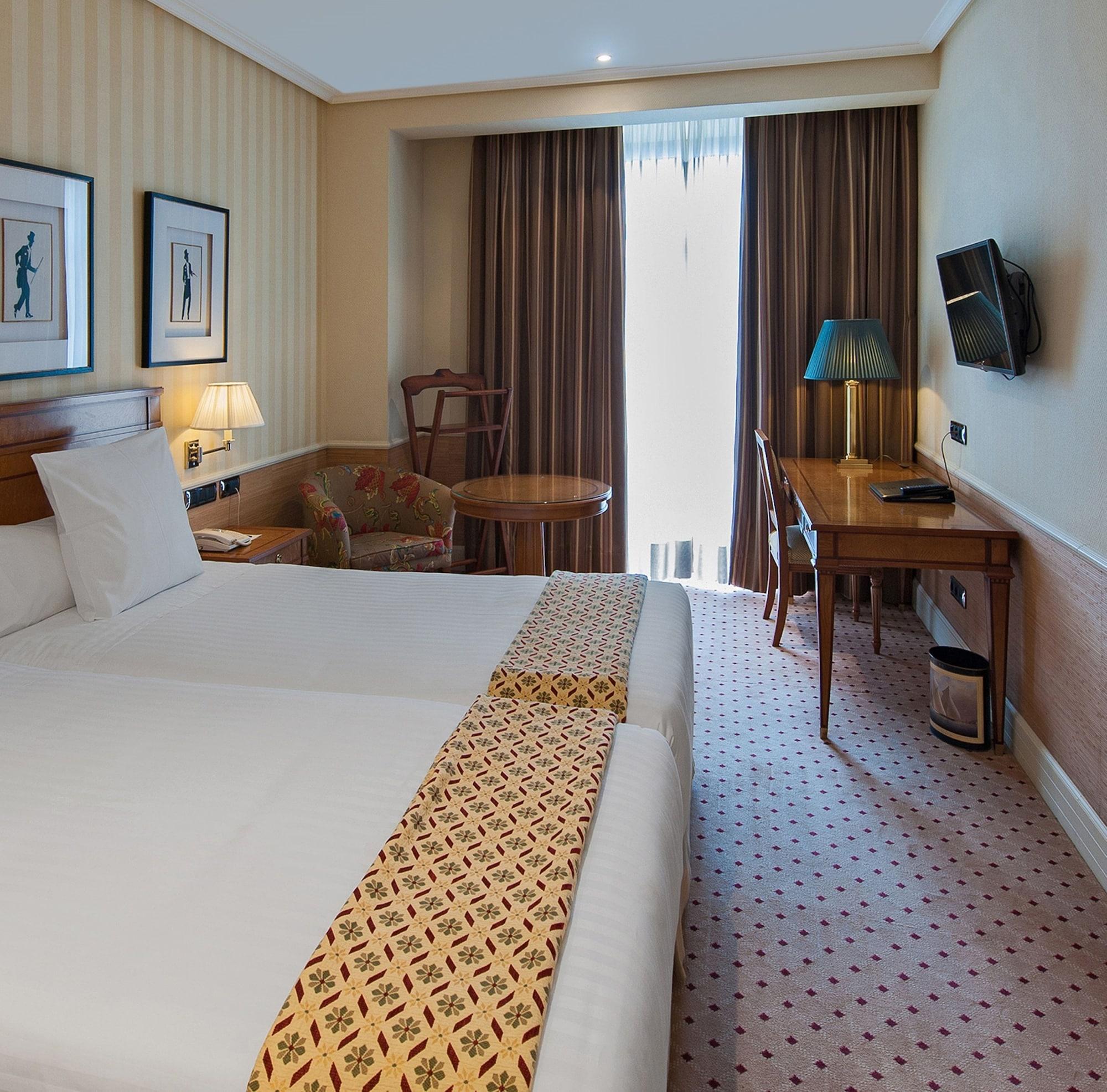 Hotel Recoletos 4*