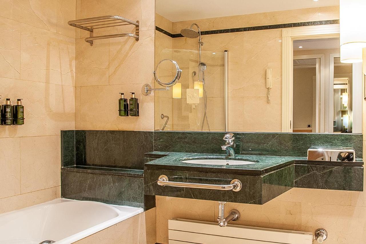 Hotel Recoletos 4*