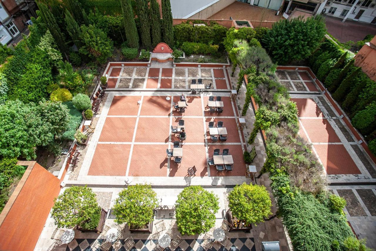 Hotel Recoletos 4*