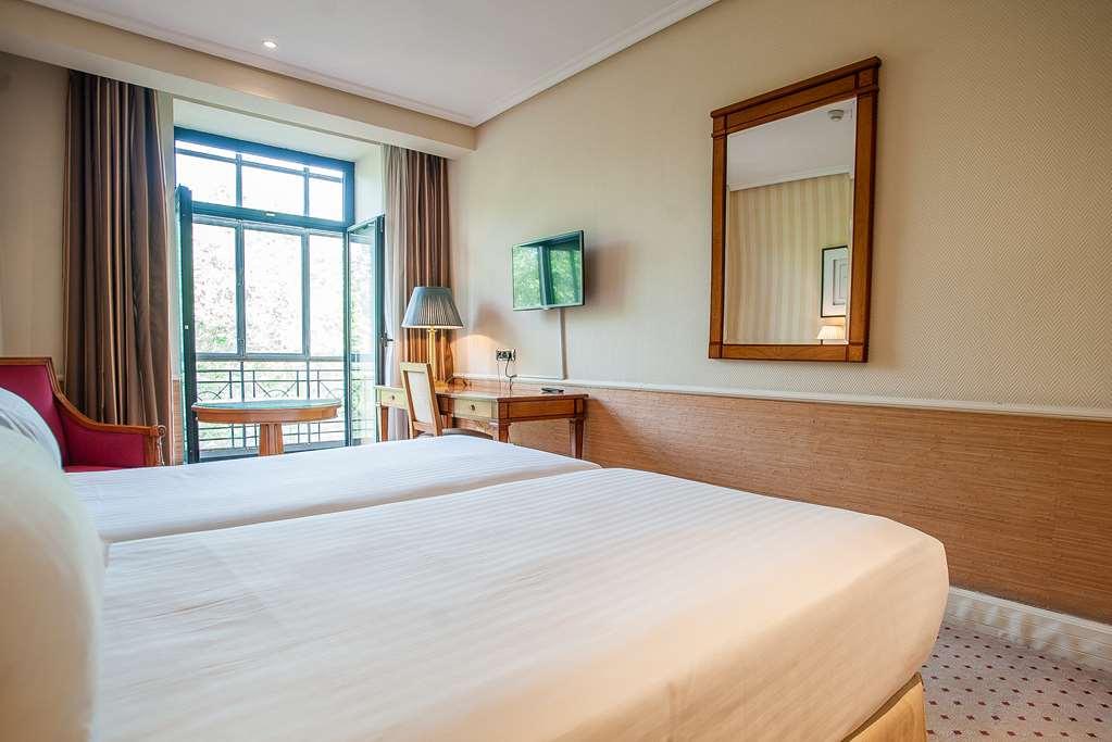 Hotel Recoletos 4*
