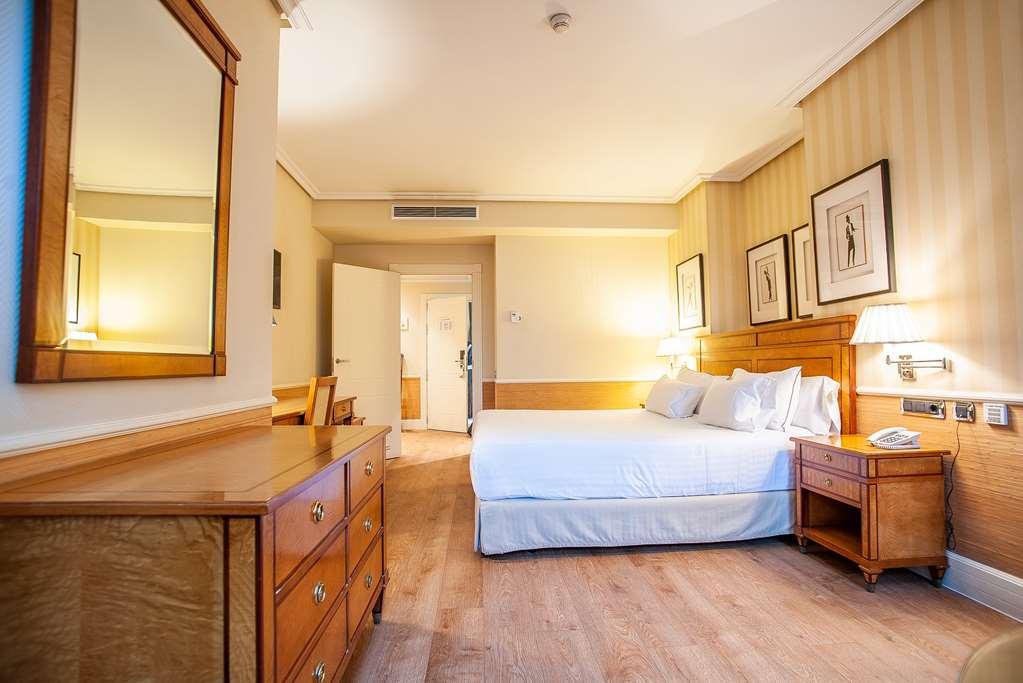 Hotel Recoletos 4*